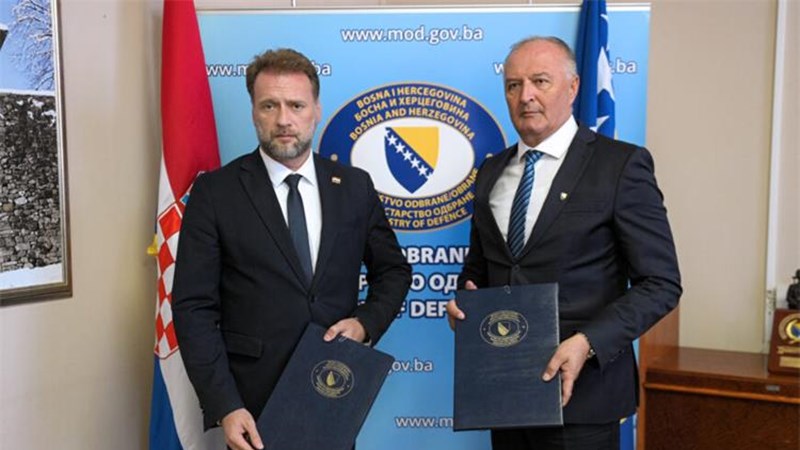 Ministar Banožić u Sarajevu: Odlična obrambena suradnja s BiH